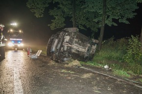 FW Menden: Verkehrsunfall - Kein Fahrer im verunfallten PKW