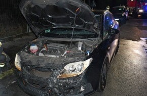 Polizei Mettmann: POL-ME: Smart abgebrannt, zwei weitere Autos erheblich beschädigt: Polizei ermittelt - Hilden - 2203061