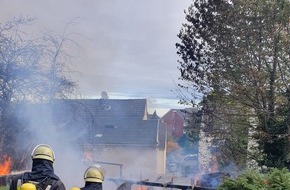 Feuerwehr Essen: FW-E: Brand eines Gartenhäuschens