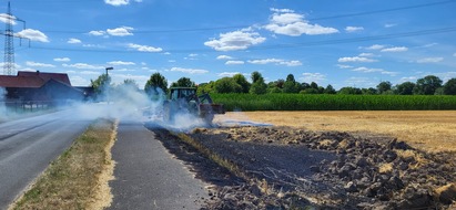 Freiwillige Feuerwehr Werne: FW-WRN: FEUER_2 - LZ1 - LG4 - brennt Feld