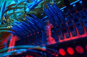 Oehler Web: Miniaturisierung macht Kabelschutz zur Schl&uuml;sseltechnologie