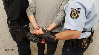 Bundespolizeiinspektion Kiel: BPOL-KI: Litauisches Brüderpaar attackiert Bundespolizisten