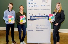 PlasticsEurope Deutschland e.V.: Jugendliche aus ganz Deutschland debattierten zu Umdenken, Wiederverwenden, Recyceln