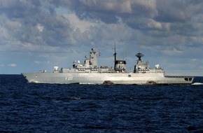 Presse- und Informationszentrum Marine: Fregatte "Bayern" bricht zum Horn von Afrika auf