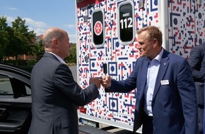 Johanniter Unfall Hilfe e.V.: Bundeskanzler besucht Johanniter / Olaf Scholz im Gespräch mit Bundesvorstand Jörg Lüssem