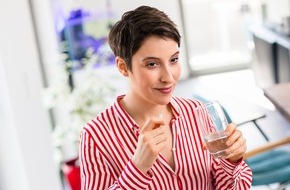 ABDA Bundesvgg. Dt. Apothekerverbände: Fortbildungskongress pharmacon / Richtige Ernährung kann Krebserkrankungen vorbeugen und Behandlung verbessern