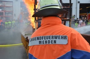 Freiwillige Feuerwehr Menden: FW Menden: Vielfältiges Programm für das Feuerwehrfest am Ziegelbrand