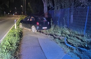 Polizei Bielefeld: POL-BI: Totalschaden: Verkehrsinsel übersehen