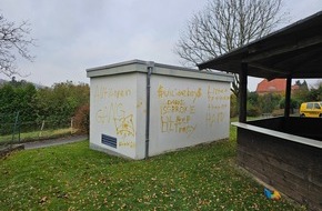 Polizeiinspektion Nienburg / Schaumburg: POL-NI: Mehrere Sachbeschädigungen durch Graffiti in Bernsen
