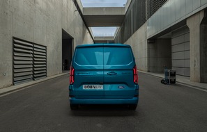 Ford Pro präsentiert vollelektrischen E-Transit Custom