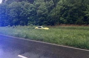 Polizeidirektion Landau: POL-PDLD: Bad Bergzabern/B427 - Mit gelbem Auto ab ins Gr&uuml;ne