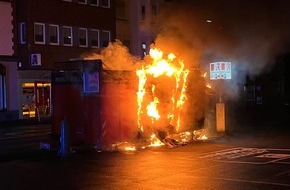 Polizei Hagen: POL-HA: Brandstiftung: Imbisswagen in Flammen