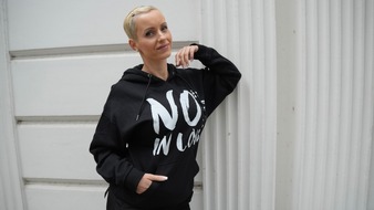 Schönberg Music Entertainment Germany GmbH: "Behaupte dich gegen Mobbing Tag" am 22. Februar: Anike Ekina gibt Tipps gegen Cybermobbing