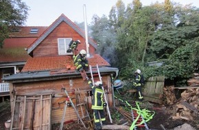 Feuerwehr Mülheim an der Ruhr: FW-MH: Gemeldeter Schornsteinbrand und Paralleleinsatz