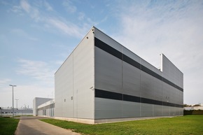 SKODA AUTO baut größtes gewerbliches Datenzentrum in Tschechien auf (FOTO)