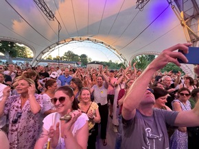 „Bergfest“ auf der LAGA – Landesgartenschau Neuss 2026 feiert Halbzeit und zieht positive Bilanz