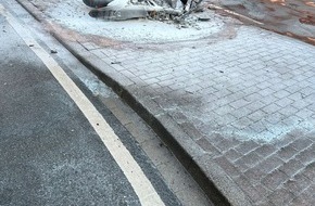 Feuerwehr Sprockhövel: FW-EN: Motorradfahrer verletzt bei Unfall Zweirad fängt Feuer