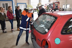 FW-DO: Girlsday 2016
MÄDCHEN-ZUKUNFTSTAG BEI DER FEUERWEHR