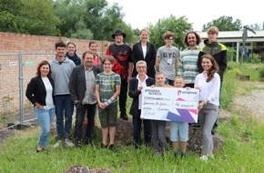 Progroup AG: Progroup spendet 4.000 Euro an das Jugendwerk St. Josef in Landau // Soziales Engagement für Kinder in der Region