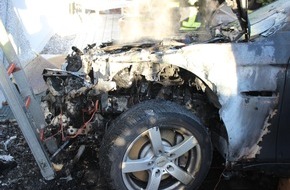 Polizei Mettmann: POL-ME: BMW brannte: Polizei geht von technischem Defekt aus - Hilden - 1902175