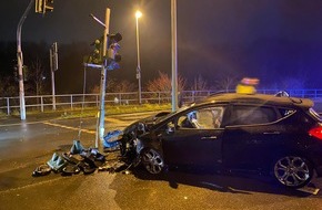 Feuerwehr Wetter (Ruhr): FW-EN: Wetter - Einsatzreicher Silvestertag