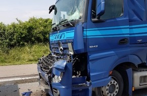 Polizeipräsidium Mittelhessen - Pressestelle Wetterau: POL-FB: Unfälle auf der Autobahn 5 sorgten für Behinderungen