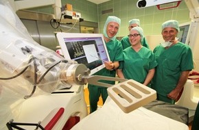 Klinikum Osnabrück: Mit "ROSA" in die Zukunft der Medizin