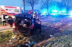 Polizeiinspektion Stade: POL-STD: Schwerer Verkehrsunfall in Drochtersen-Ritsch - 15-Jährige tödlich verletzt