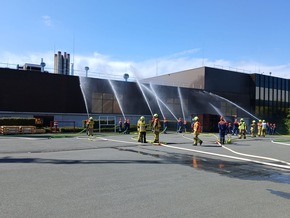 FW Paderborn: Stadtjugendfeuerwehr Gesamt&uuml;bung