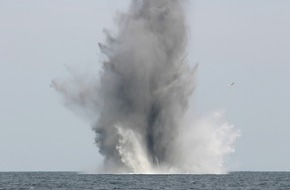 Presse- und Informationszentrum Marine: Marine: Minensprengung durch deutsches Marineschiff