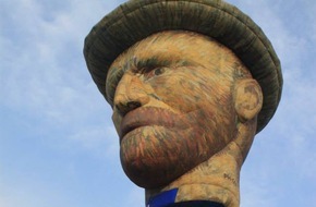 Warsteiner Brauerei: 25. Warsteiner Internationale Montgolfiade - Vincent van Gogh gibt sich die Ehre