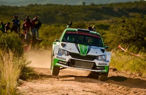Skoda Auto Deutschland GmbH: Rallye Mexiko: SKODA Werksfahrer Pontus Tidemand kämpft um Tabellenführung in der WRC 2