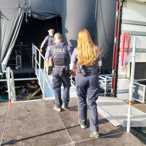 HZA-BS: M&apos;era Luna feiert 25- jähriges Jubiläum / der Zoll ist dabei
