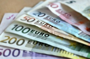 Polizei Mettmann: POL-ME: Seniorin um Bargeld betrogen - 2603131