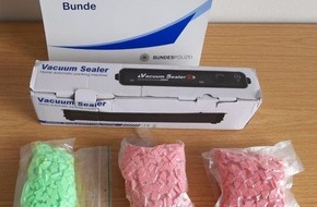 Bundespolizeiinspektion Bad Bentheim: BPOL-BadBentheim: Ecstasy-Tabletten im Wert von rund 11.500,- Euro beschlagnahmt / Drogenschmuggler in Untersuchungshaft
