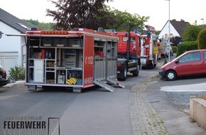 Feuerwehr Iserlohn: FW-MK: Eingeklemmte Person unter einem Bagger