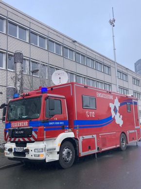 FW-EN: Hochhausbrandbekämpfung - Einsatzübung der Feuerwehr Hattingen