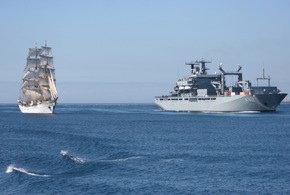 Deutsche Marine - Pressemeldung: Ohne sie läuft nichts - die Trossschiffe der Deutschen Marine im weltweiten Einsatz