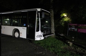 Polizeidirektion Montabaur: POL-PDMT: Versuchter Busdiebstahl endet mit Verkehrsunfall