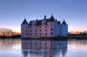Presse- und Informationszentrum Marine: Deutsche Marine - Pressemeldung/ Pressetermin: "Sagenhaftes" Benefizkonzert im Glücksburger Schloss