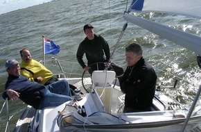 Polizei Düren: POL-DN: 05090801 Polizeiboot beim European Copperscup