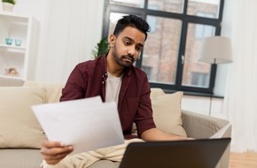 Verbraucherzentrale Nordrhein-Westfalen e.V.: Wenn Internet oder Festnetz teurer werden