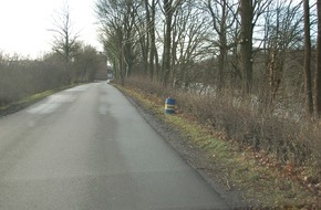 Polizeiinspektion Nienburg / Schaumburg: POL-STH: Fass mit Motoröl einfach am Straßenrand abgestellt
