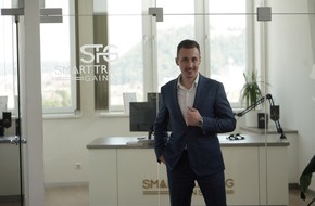 Smart Trading Gains e.U.: Frei statt festgefahren: Warum viele den Bürojob gegen Trading tauschen