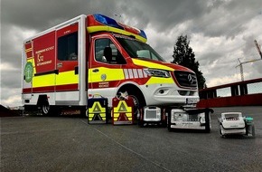 Feuerwehr Bocholt: FW Bocholt: Eingeklemmter Fahrradfahrer unter PKW durch Feuerwehr befreit