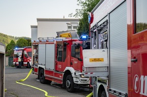 FW-MK: Brand auf einer Dachterrasse in Lössel