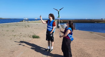 Hochschule Bremerhaven: Windenergie zum Anfassen: Bremerhavener Studierende entwickeln Miniatur-Windkraftanlage auf Helgoland