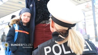 Bundespolizeidirektion München: Bundespolizeidirektion München: 12-Jährige aus Österreich aufgegriffen / Bundespolizei übergibt abgängiges Kind