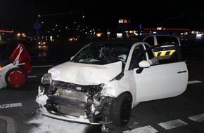 Polizei Düren: POL-DN: Verkehrsunfall mit Rettungswagen