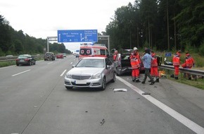 Polizeiinspektion Harburg: POL-WL: Erneuter schwerer Unfall mit 6 verletzten Personen auf der Autobahn